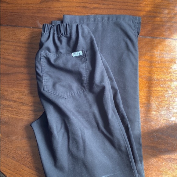 Greys anatomy scrub set - Picture 3 of 3